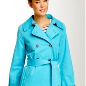 Pretty turquoise half trench coat